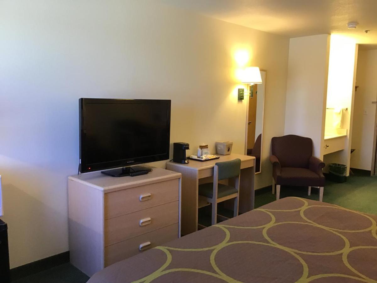 בלאנדינג Arch Canyon Inn מראה חיצוני תמונה